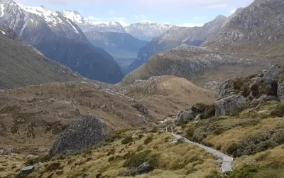 RECONNECT ON THE ROUTEBURN TRACK